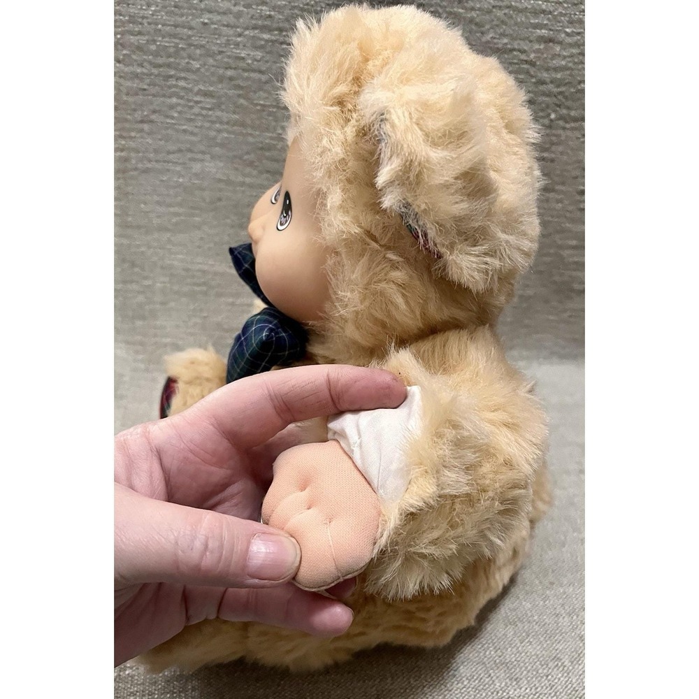 1999 Kuddle Love Kids Boy Doll Tan Bear Costume Brown Eyes Bow Tie Plaid Accents - Picture 3 of 9